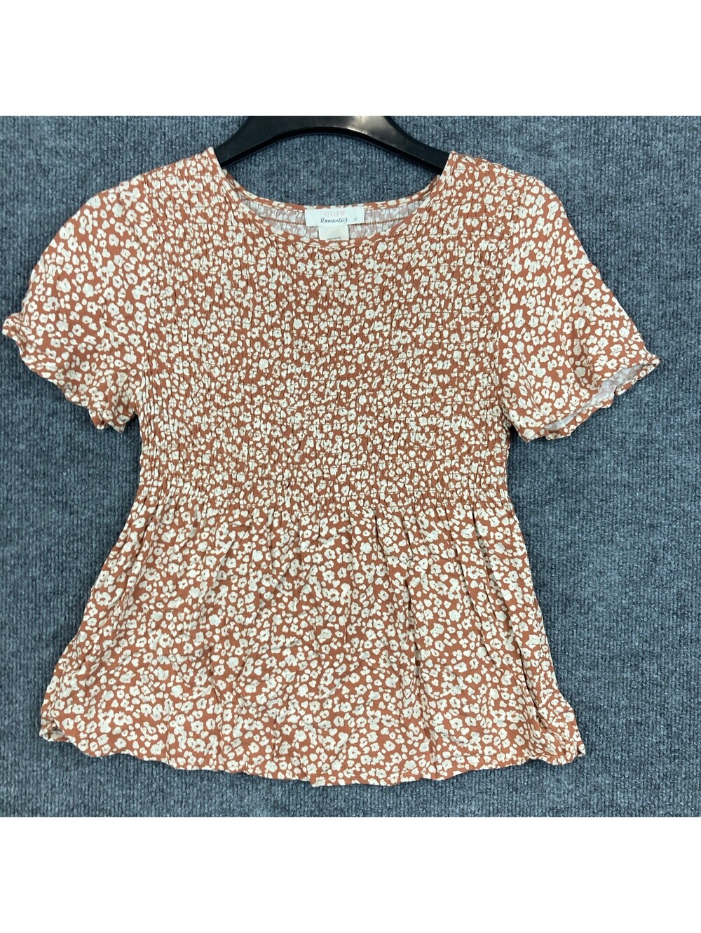 Urban Romantics Womens Size Small Brown White Flowers Smocked Peasant Top EUC